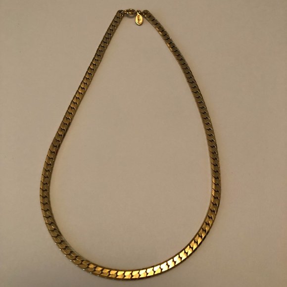 Avon Jewelry - Avon Gold Tone Necklace-Vintage